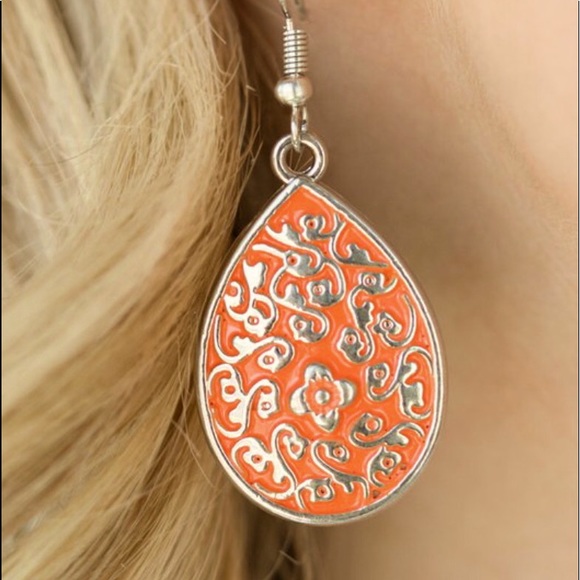 paparazzi Jewelry - Flirty Flower Girl - Orange Earrings